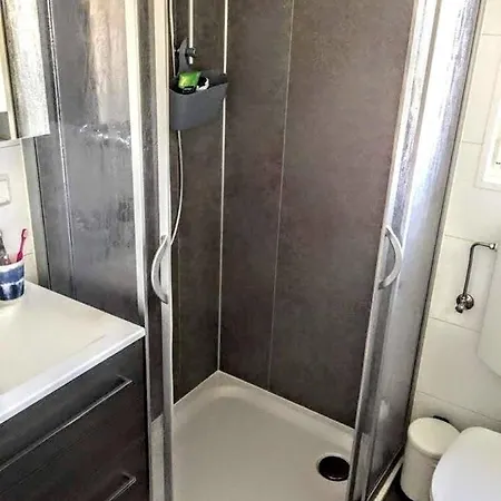 بيت للعطل Spatzennest Beach Chalet 22 شاربوتس